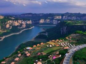 不散的宴席文体旅商沉浸式文化活动备选主办地------化屋基乌江源百里画廊